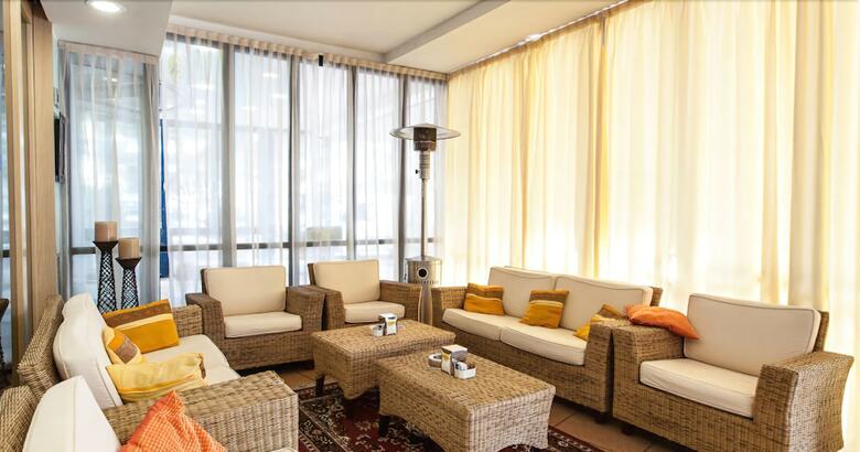 Hotel Aris