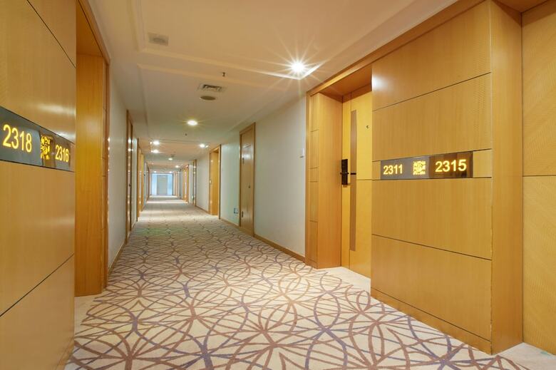 Lakeside Hotel Xiamen Airline