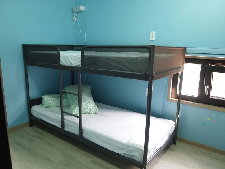 Hotel Cube Guesthouse