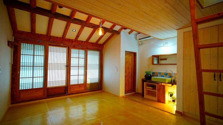 Hotel Jeonju Village Skylove