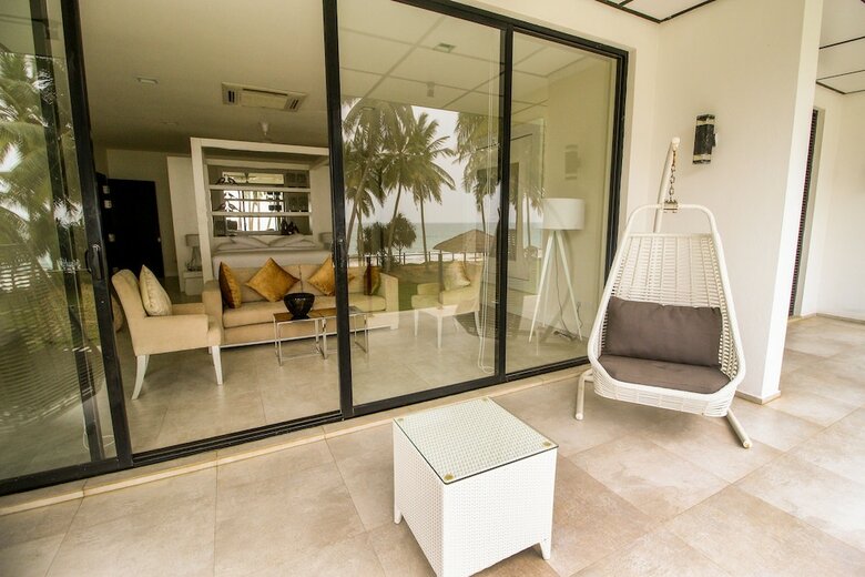 Green Turtle Villa By Yoho