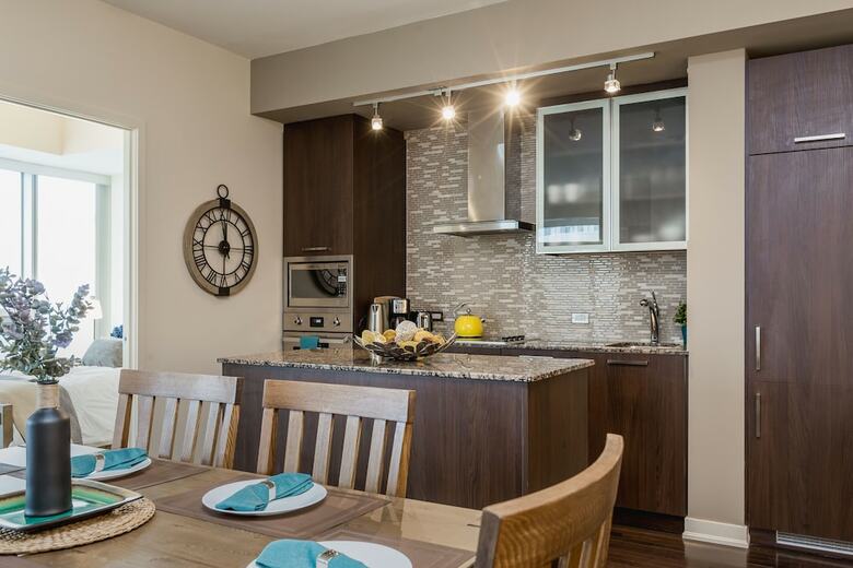 Quickstay - Upscale Condo (lake View)
