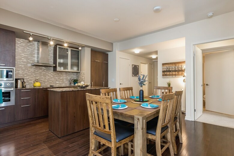 Quickstay - Upscale Condo (lake View)