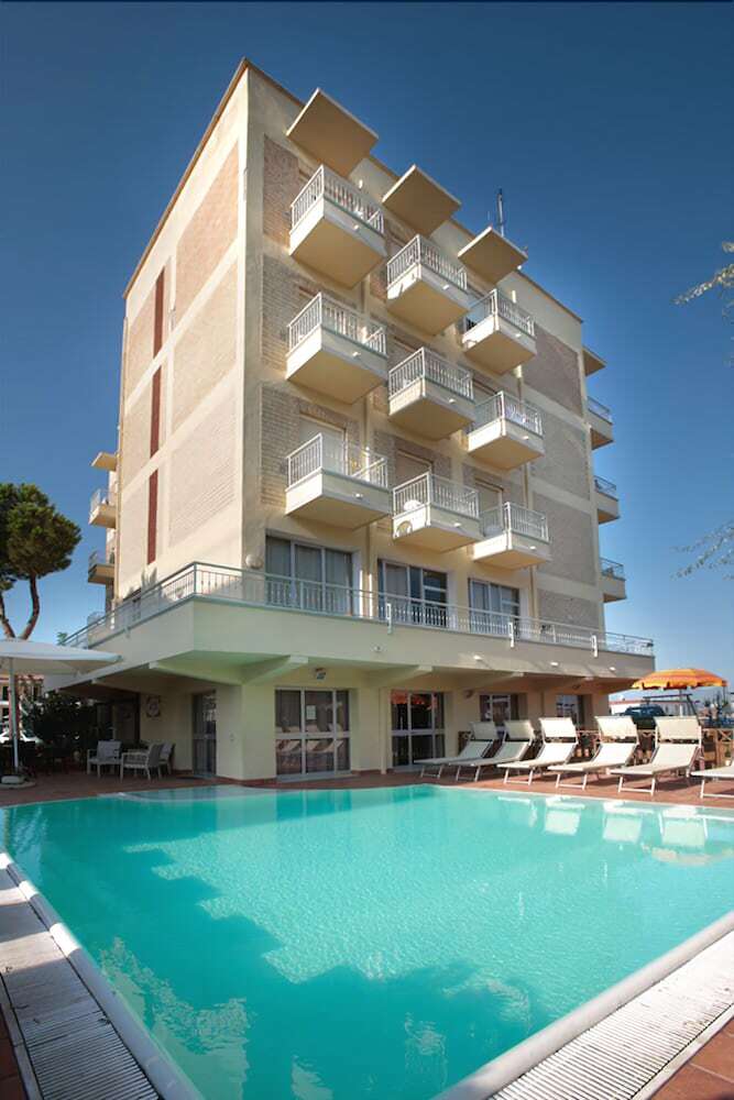 Hotel David