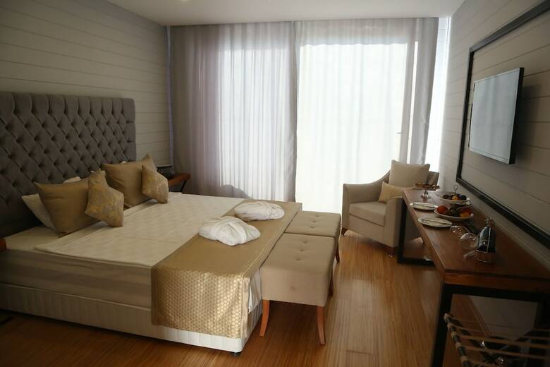Risus Aqua Beach Resort Hotel - All Inclusive
