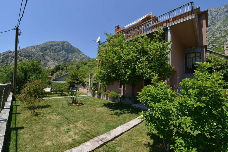 J&p Apartments Orahovac