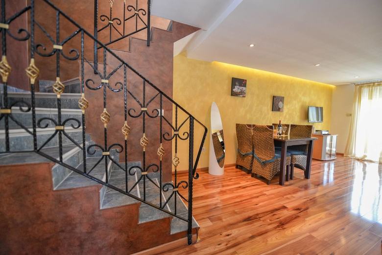 J&p Apartments Kotor