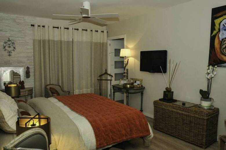 Hotel Escapades Lointaines Chambres D'h�tes B&B