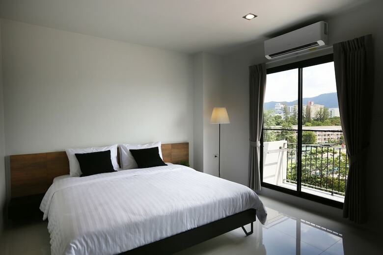 Hotel Sukh Serviced Apartment
