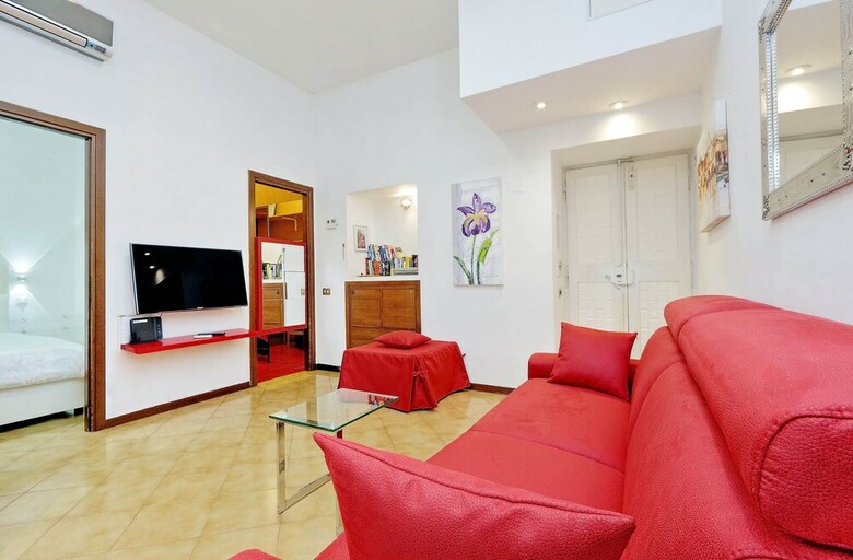 Chic Modern Apartment