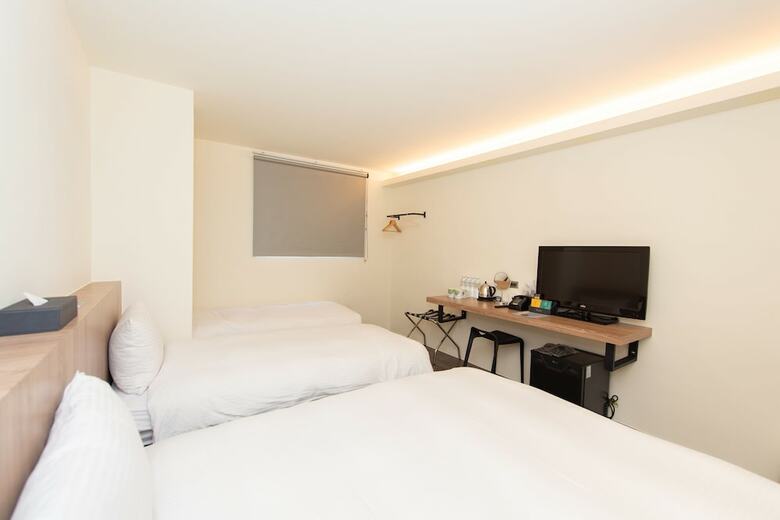 Traveller-inn Teihua Hotel II