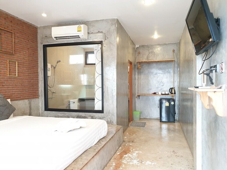 Hotel Baan Rin Ruk