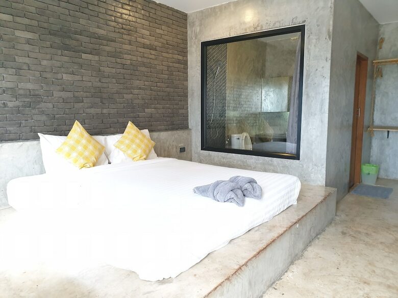Hotel Baan Rin Ruk