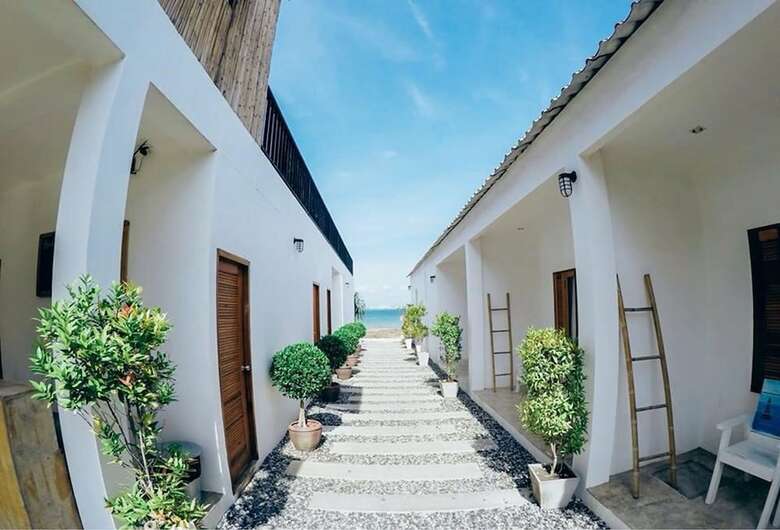 Hotel Baan Rin Ruk