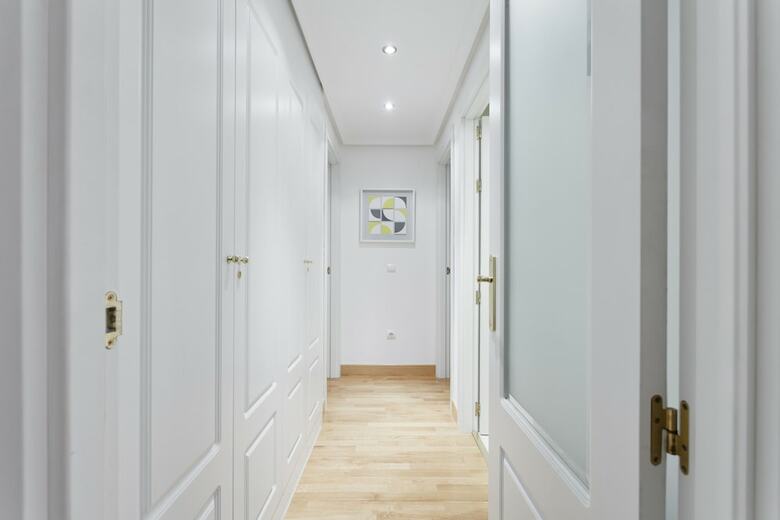 Ayala Apartment By Flatsweethome