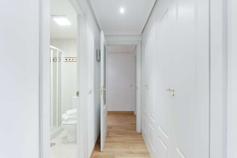 Ayala Apartment By Flatsweethome