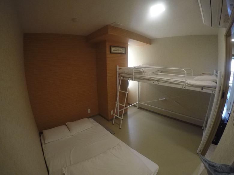 Hotel Daruma Guesthouse Narita