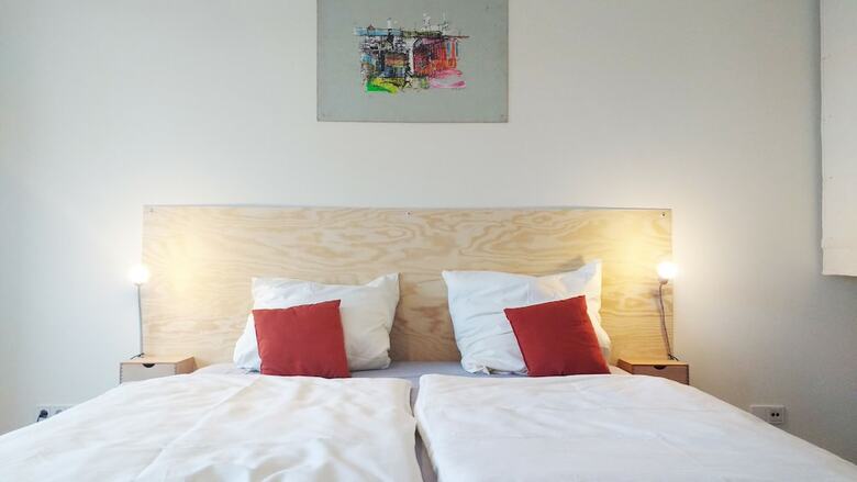Hotel M I N I T E L