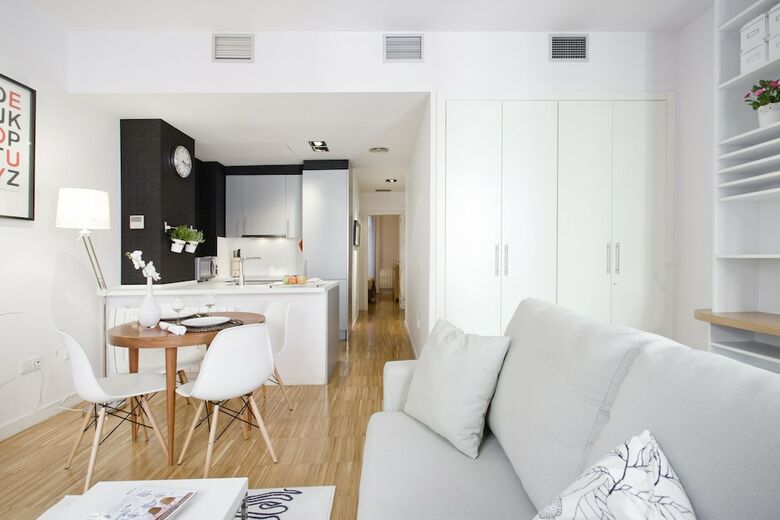 Gran Via Apartments By Flatsweethome