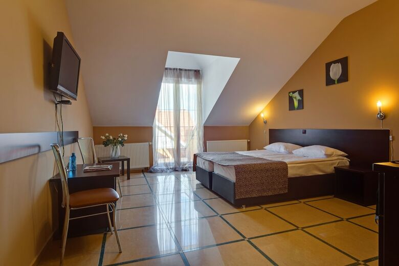 Hotel Feeria