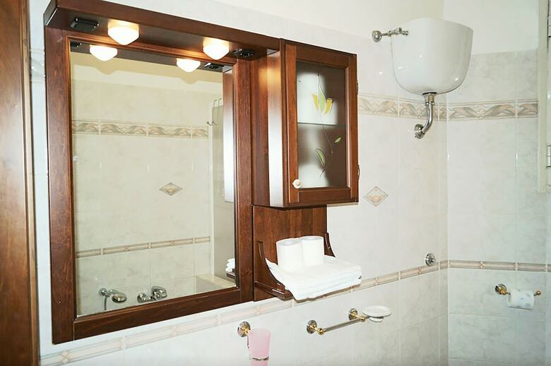 Caterina Embassy Apartment