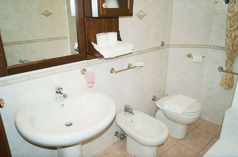 Caterina Embassy Apartment
