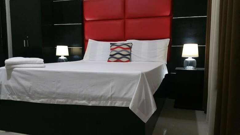 Luxury Suites 5