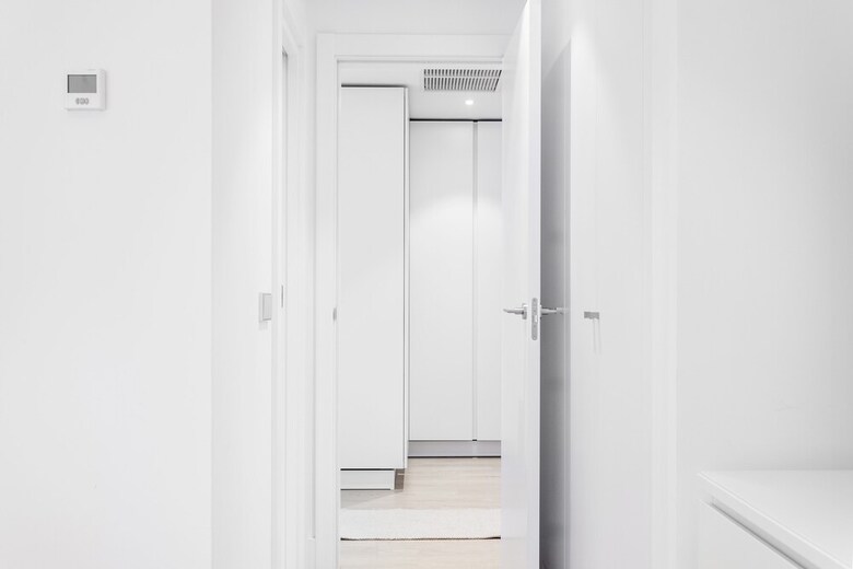 Velazquez Apartments By Flatsweethome