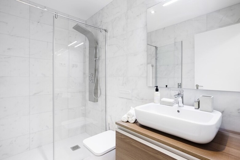 Velazquez Apartments By Flatsweethome