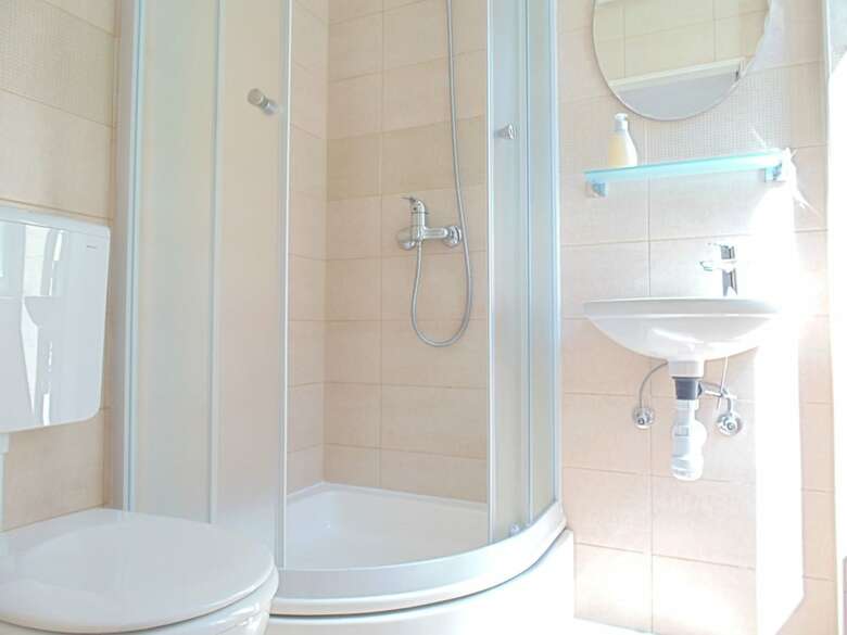 Hotel Apartments And Rooms Djanovic