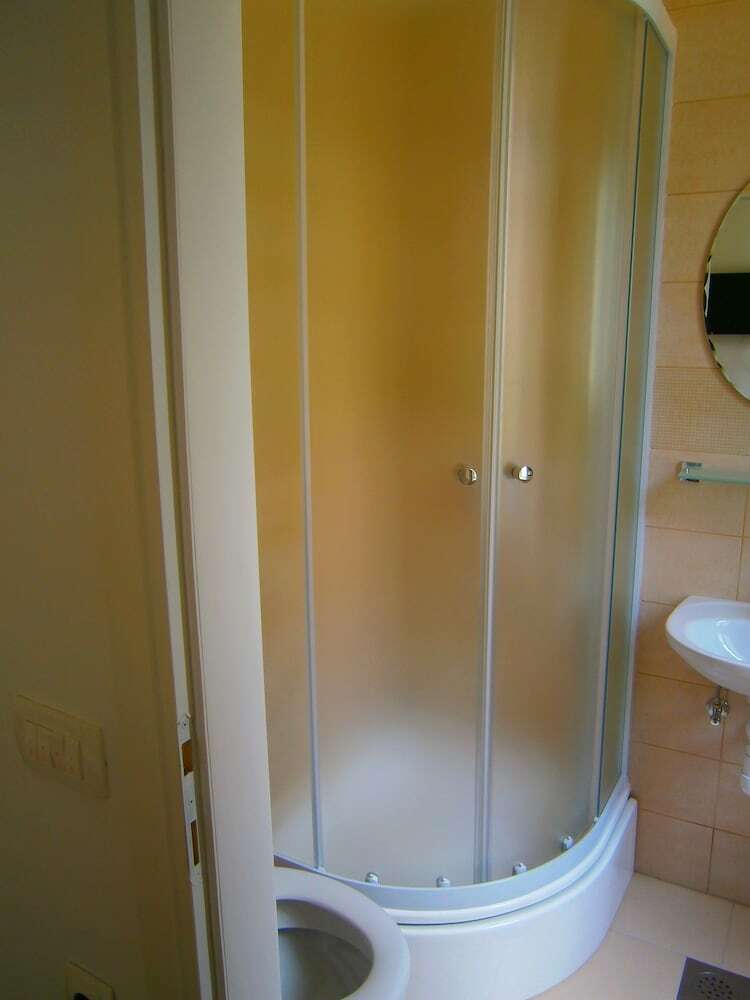 Hotel Apartments And Rooms Djanovic