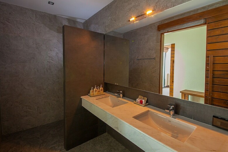 Hotel Samui Mermaid Resort