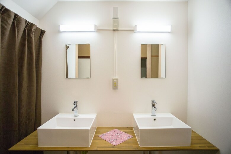 Hostal And Smiles Hostel
