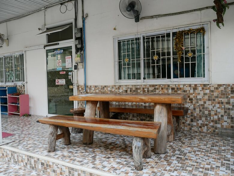 Hotel Rachanee Guesthouse