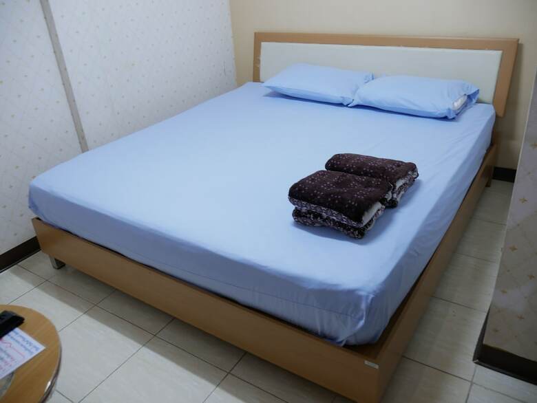 Hotel Rachanee Guesthouse