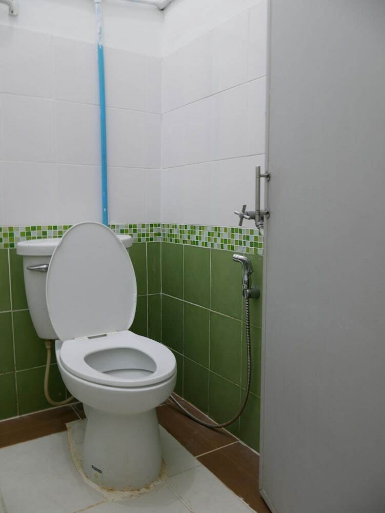 Hotel Rachanee Guesthouse