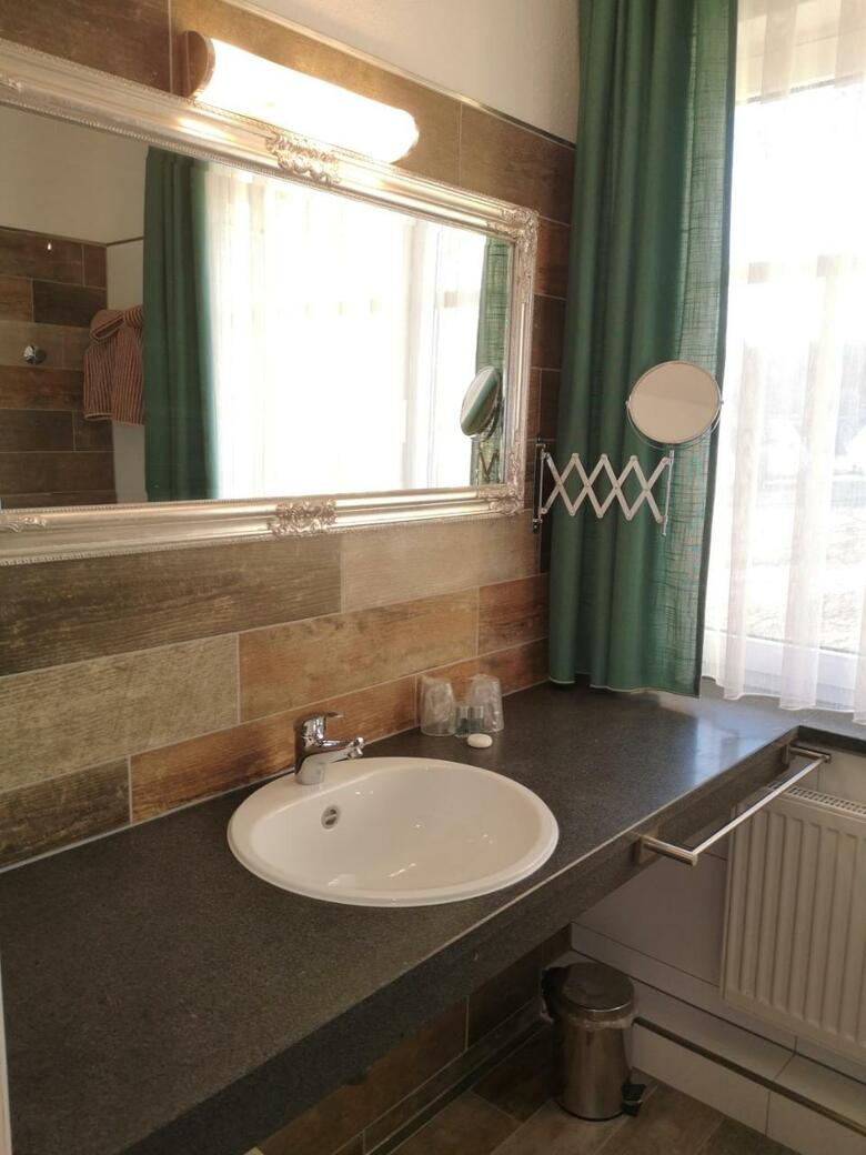 Hotel Sch�ne Aussicht