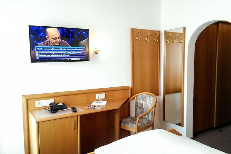 Hotel Pension Zur Linde