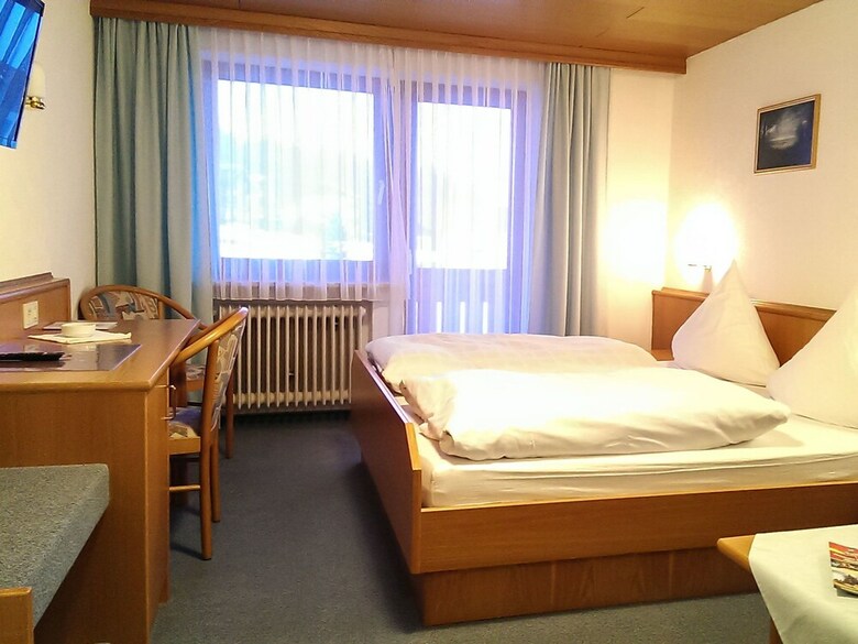 Hotel Pension Zur Linde