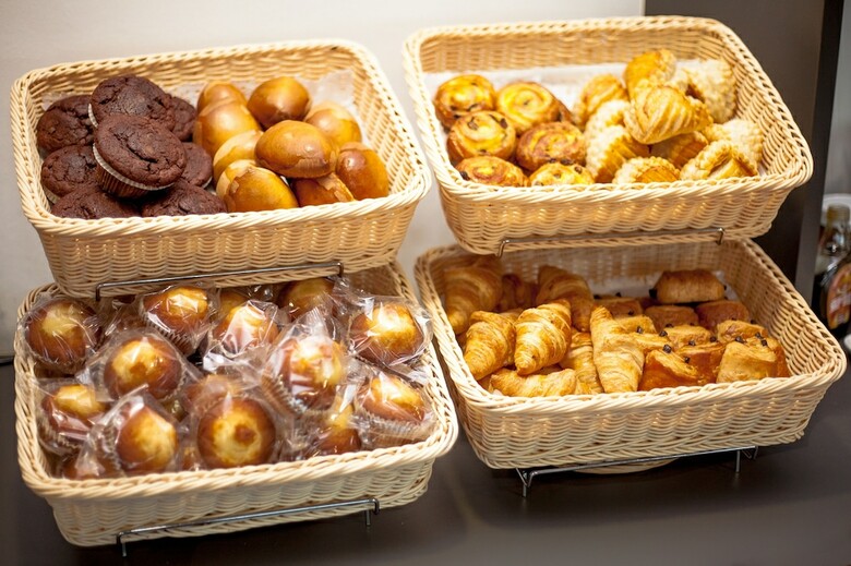 Hotel Les Domes Perpignan Sud By Hosteletour
