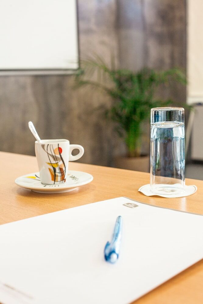 Hotel Les Domes Perpignan Sud By Hosteletour
