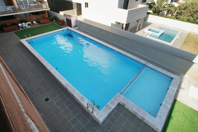 Apartamentos Calaluz Be My Guest Castelldefels