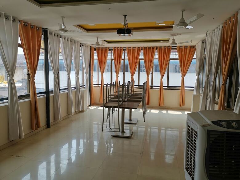 Apartamento Hotel Royal Treat Kolahpur