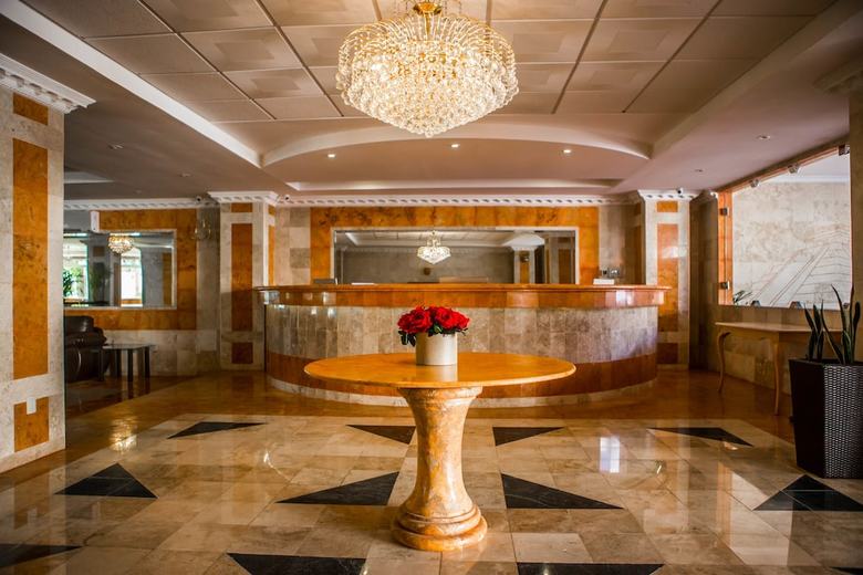 Hotel Palacio Maya