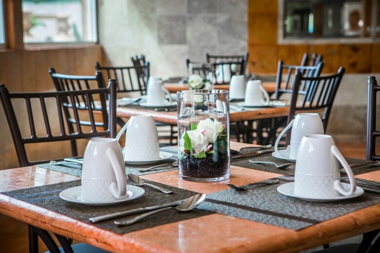 Hotel Palacio Maya