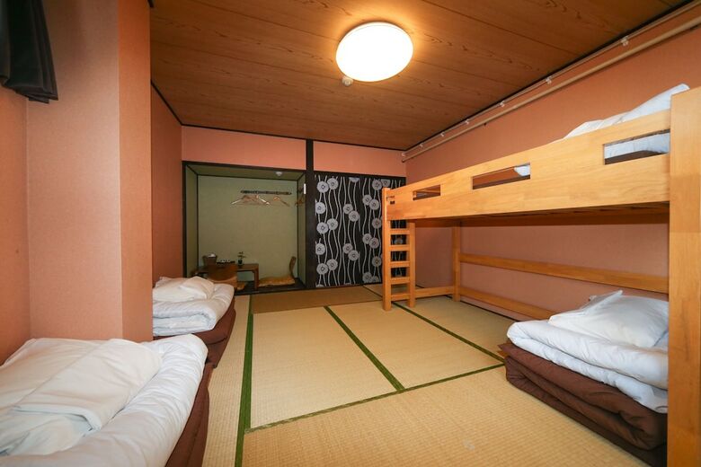 Hostal Air Hostel Lcc