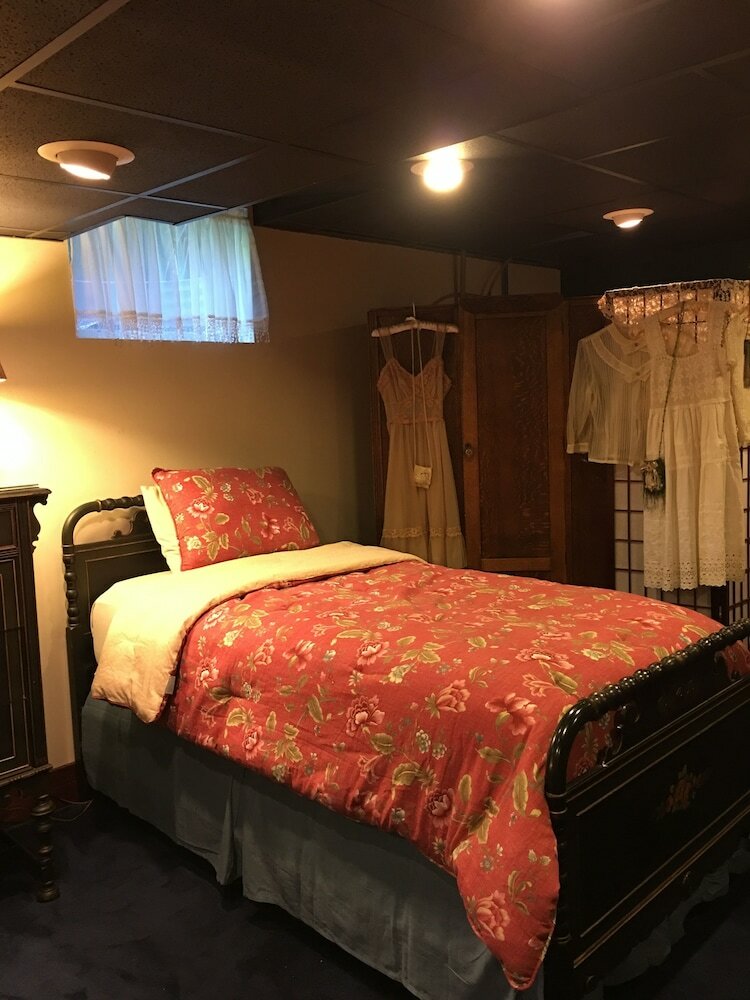 The Ashe Farm Bed & Breakfast