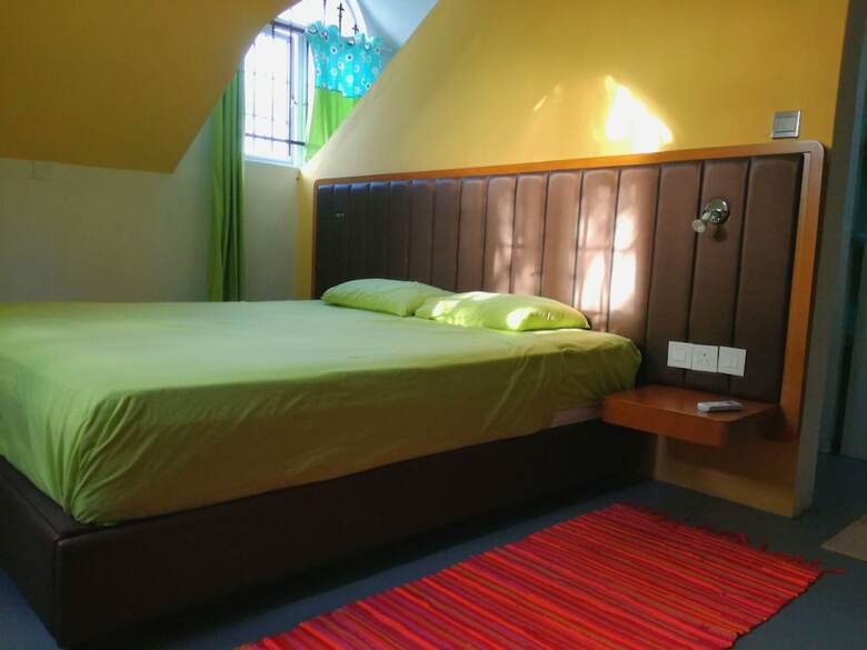 Bahama Breeze Beach Apartment B&B