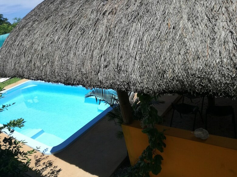 Bahama Breeze Beach Apartment B&B