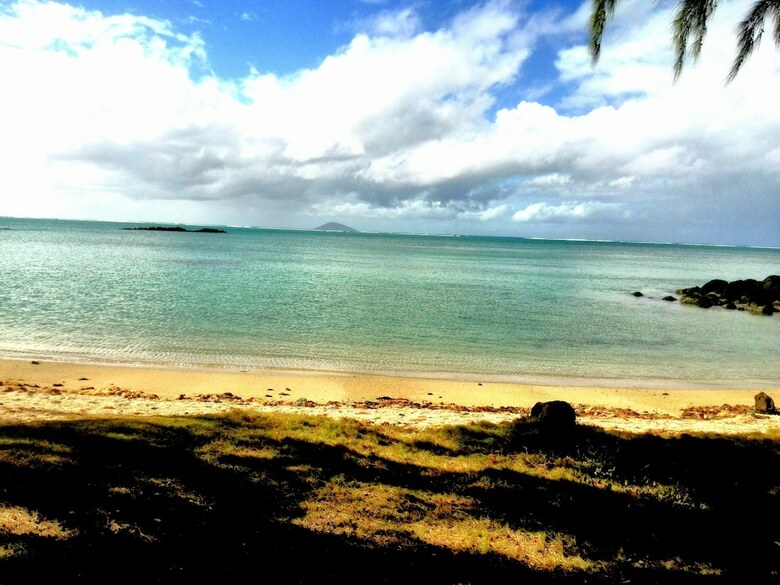 Bahama Breeze Beach Apartment B&B